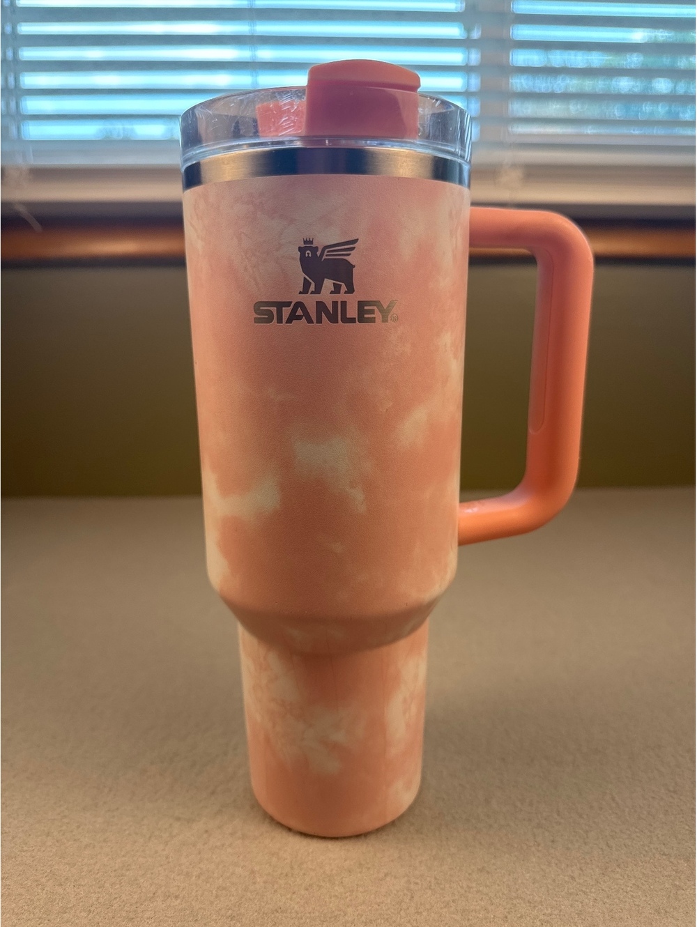 Limited edition Stanley 40oz Insulated Travel Mug with Handle - Pink Marble